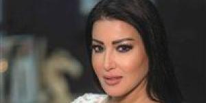 خاص|
      سمية
      الخشاب:
      اقرأ
      سيناريوهات
      للعودة
      إلى
      للسينما
      بعمل
      قوي
      بعد
      غياب
      ١٠
      سنوات - شوف 360 الإخباري