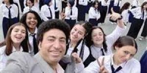 «الصفا
      ثانوية
      بنات»
      يحصد
      20.4
      مليون
      جنيه - شوف 360 الإخباري