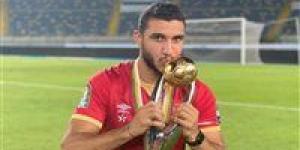 شوبير
      يكشف
      تفاصيل
      مفاوضات
      الأهلي
      مع
      رامي
      ربيعة
      لتجديد
      عقده:
      الأمور
      "محلك
      سر" - شوف 360 الإخباري