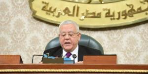 «مصطفى
      بكري»:
      رئيس
      مجلس
      النواب
      طمأن
      ملايين
      المصريين
      بشأن
      قانون
      الإيجار
      القديم - شوف 360 الإخباري