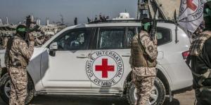 الصليب
      الأحمر
      يكثف
      استعداداته
      لاستلام
      الأسير
      الأمريكي
      عيدان
      ألكسندر
      من
      غزة - شوف 360 الإخباري