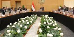 50.533
      جنيه
      للدولار
      و195
      قرشًا
      للكيلووات..
      جمعيات
      الكهرباء
      تحسم
      موازنات
      2025/2026
      الأسبوع
      المقبل - شوف 360 الإخباري