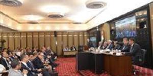 الوزير
      محمود
      فوزي:
      الحكومة
      مستعدة
      تستمع
      لرؤية
      المستأجرين
      حتى
      الصباح - شوف 360 الإخباري