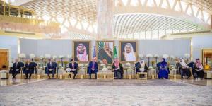 الوفد
      المرافق
      للرئيس
      الأمريكي
      بالرياض
      يعكس
      رغبة
      في
      الارتقاء
      بالشراكات
      الاقتصادية
      والاستثمارية - شوف 360 الإخباري