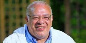 بعد
      الزلزال..
      تعليق
      مفاجىء
      من
      صلاح
      عبد
      الله
      يشعل
      السوشيال
      ميديا -شوف 360 الإخباري