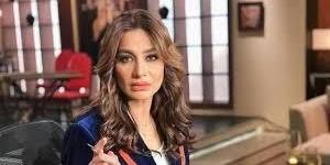 بلاغ
      من
      بسمة
      وهبة
      ضد
      خالد
      يوسف
      ..
      "حرض
      زوجته
      على
      تسجيل
      مكالمات
      هاتفية" - شوف 360 الإخباري