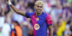 لامين
      جمال
      يصدم
      برشلونة
      بشأن
      تجديد
      عقده - شوف 360 الإخباري