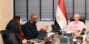 وزيرة
      البيئة:
      الأمن
      الغذائي
      فرصة
      ذهبية
      للربط
      بين
      التكيف
      والتنوع
      البيولوجي
      والتصحر - شوف 360 الإخباري