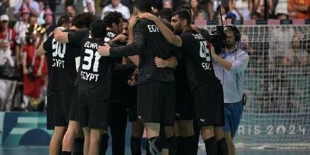 تعرف
      على
      آخر
      استعدادات
      منتخب
      مصر
      لكرة
      اليد
      ببطولة
      العالم
      بكرواتيا
      والنرويج
      والدنمارك