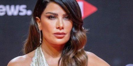في
      بيروت..
      صبا
      مبارك
      تواصل
      تصوير
      مسلسل
      220
      يوم -شوف 360 الإخباري