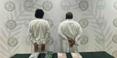 السعودية..
      القبض
      على
      شخصين
      لترويجهما
      كمية
      من
      مادة
      الحشيش
      المخدر
      بالشرقية -شوف 360 الإخباري