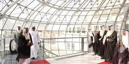 أمير
      الكويت
      يغادر
      إلى
      المملكة
      العربية
      السعودية
      لحضور
      مؤتمر
      القمة
      الخليجية
      الامريكية - https://chof360.com/