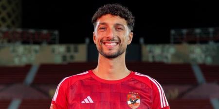 تأكد غيابه عن مباراة البنك .. إصابة وسام أبو علي بإلتواء في الكاحل والأشعة تحدد مدة غيابه عن الأهلي - شوف 360 الإخباري
