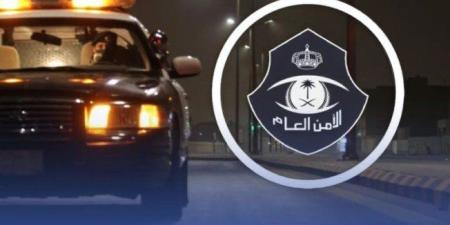 السعودية..
      ضبط
      (3)
      أشخاص
      لنشرهم
      إعلانات
      حملات
      حج
      وهمية - شوف 360 الإخباري