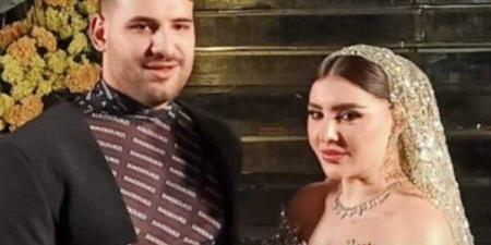 شاهد..
      أول
      صور
      من
      حفل
      زفاف
      المطرب
      الشعبي
      مسلم - شوف 360 الإخباري