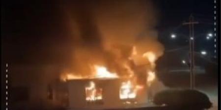 بالفيديو
      ..
      أعمال
      شغب
      وإضرام
      نار
      عقب
      جريمة
      قتل
      شاب
      وحرق
      جثته
      داخل
      محل
      "دراي
      كلين" - شوف 360 الإخباري