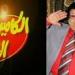 ذكرى
      رحيل
      الفنان
      إبراهيم
      نصر
      الذي
      أضحك
      الملايين
      عبر
      "الكاميرا
      الخفية" - شوف 360 الإخباري