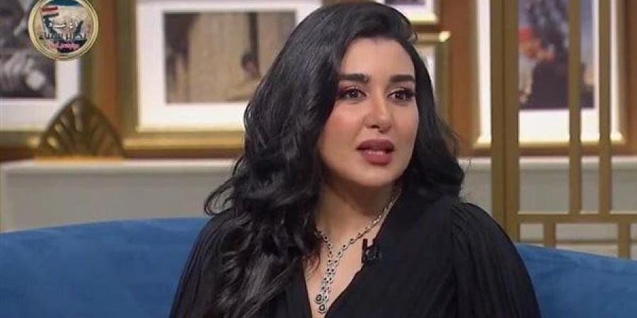 تفاصيل
      مشاركة
      جيهان
      خليل
      في
      مسلسل
      شهادة
      معاملة
      أطفال
      لـ
      محمد
      هنيدي