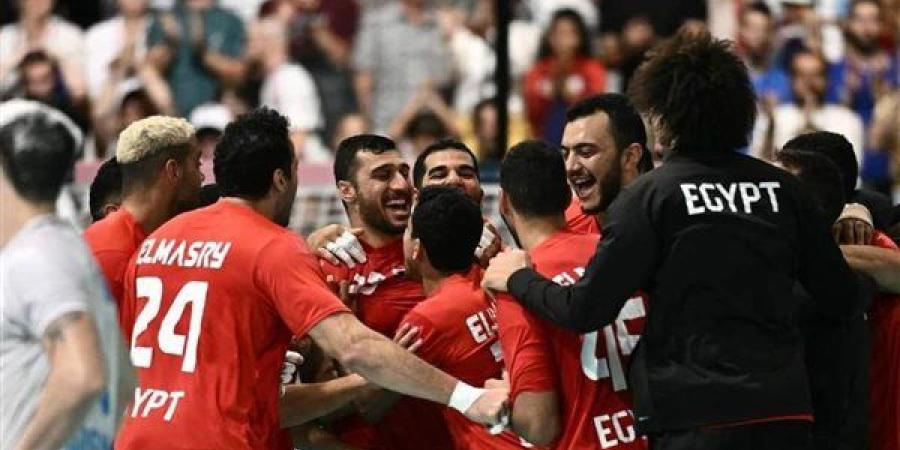 استبعاد
      الطيار..
      باستور
      يعلن
      قائمة
      منتخب
      اليد
      الأولية
      استعدادًا
      لكأس
      العالم
      2025