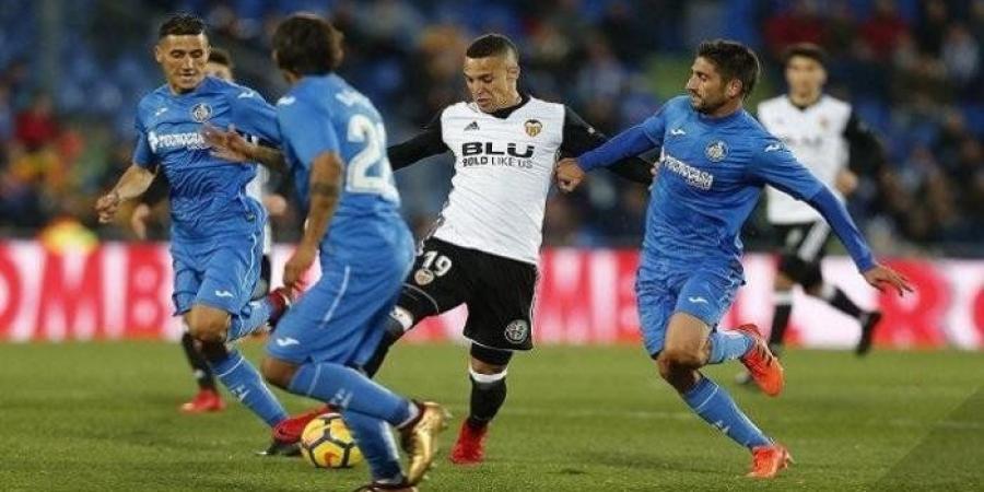 شاهد..
      بث
      مباشر
      لمباراة
      فالنسيا
      وخيتافي
      في
      الدوري
      الإسباني - شوف 360 الإخباري