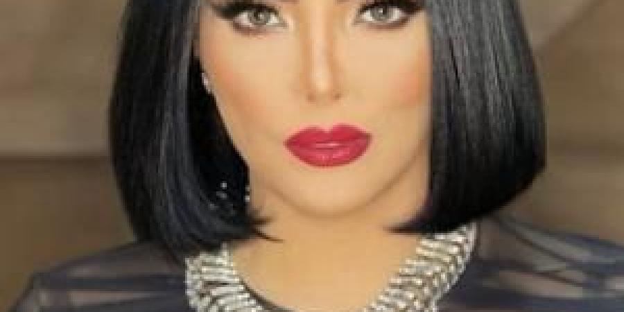 حورية
      فرغلي
      تتغزل
      بهذا
      الشاب
      وهو
      يردّ - شوف 360 الإخباري