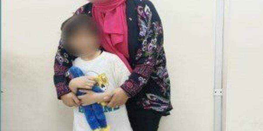 «الداخلية»
      تعيد
      طفلا
      لأحضان
      والدته
      بعد
      اختطافه
      على
      يد
      أسرة
      زوجها - شوف 360 الإخباري