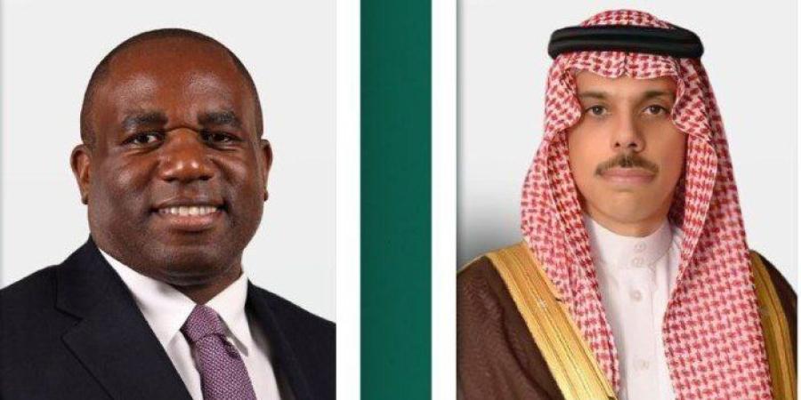 فيصل
      بن
      فرحان
      يتلقى
      اتصالاً
      هاتفيًا
      من
      وزير
      خارجية
      المملكة
      المتحدة -شوف 360 الإخباري