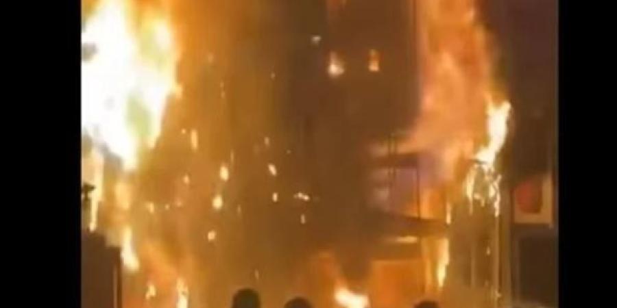 قرار
      عاجل
      من
      محافظ
      القاهرة
      بشأن
      حريق
      ميدان
      سفير
      بمصر
      الجديدة - شوف 360 الإخباري