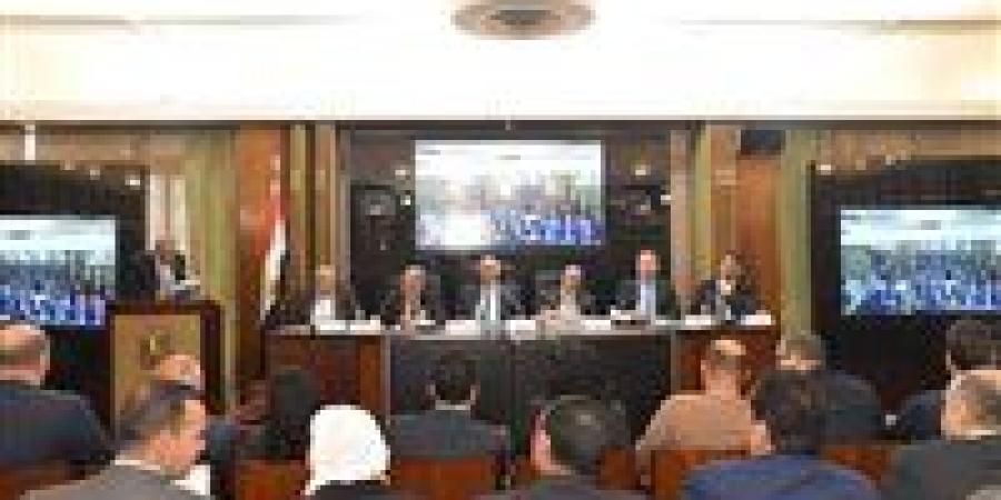 بحضور
      الملاك..
      انطلاق
      اجتماع
      لجنة
      الإسكان
      بمجلس
      النواب
      لمناقشة
      مشروع
      قانون
      الإيجار
      القديم..صور - شوف 360 الإخباري