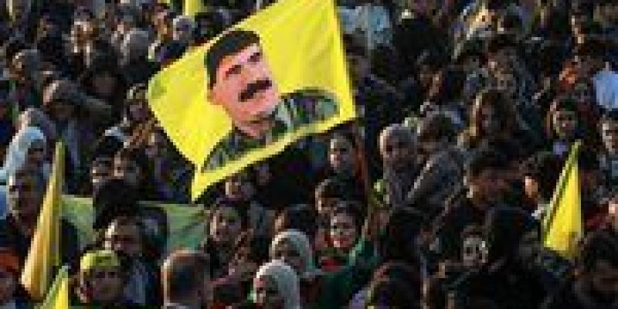 بعد
      صراع
      طويل
      في
      تركيا:
      "العمال
      الكردستاني"
      يُعلن
      حلّ
      نفسه وإلقاء
      السلاح - شوف 360 الإخباري