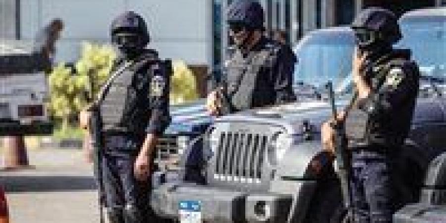 ضبط
      4
      قضايا
      جلب
      مواد
      مخدرة
      وتنفيذ
      726
      حكمًا
      قضائيًا
      متنوعًا
      فى
      أسوان - شوف 360 الإخباري