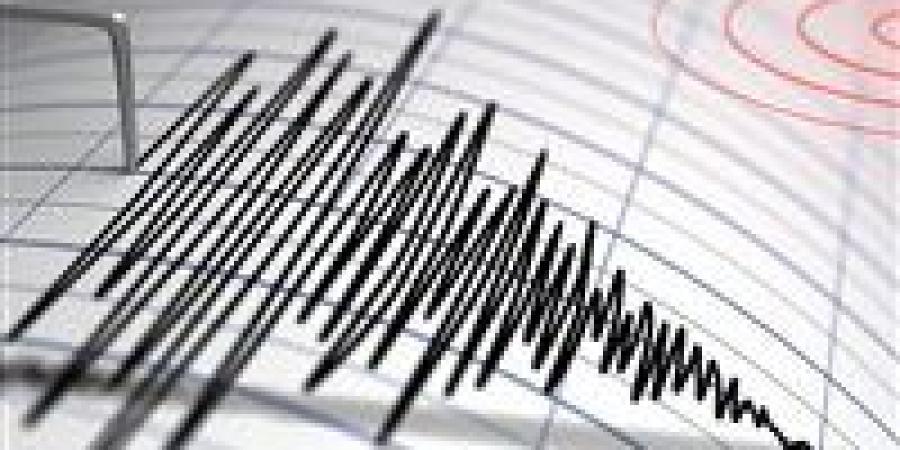 البحوث
      الفلكية"
      تطمئن
      المواطنين
      بأن
      مصر
      لم
      تتأثر
      بهذا
      الزلزال
      الأخير - شوف 360 الإخباري