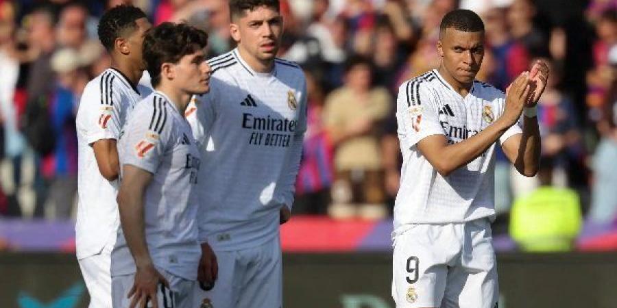 بث
      مباشر..
      مشاهدة
      مباراة
      ريال
      مدريد
      وريال
      مايوركا
      في
      الدوري
      الإسباني -شوف 360 الإخباري