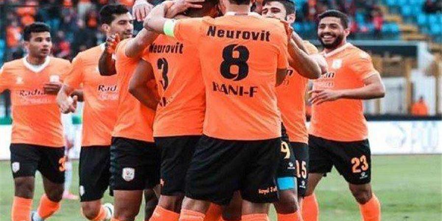 بث
      مباشر..
      مشاهدة
      مباراة
      فاركو
      وحرس
      الحدود
      في
      الدوري
      المصري -شوف 360 الإخباري