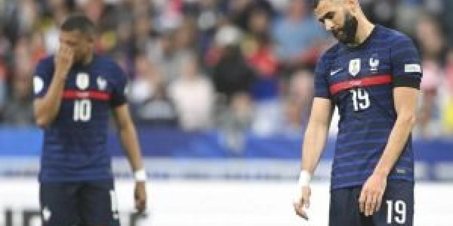 بنزيما
      يسخر
      من
      كسر
      مبابي
      رقمه
      القياسي - شوف 360 الإخباري