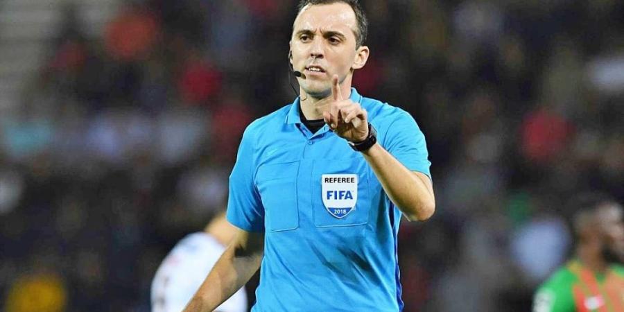 المحامي الهادئ بينهيرو يدير مباراة الشباب والاتحاد - شوف 360 الإخباري