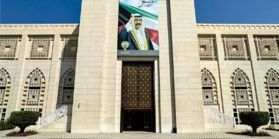 دولة
      الكويت
      تدين
      وتستنكر
      بشدة
      استهداف
      قوات
      الاحتلال
      الإسرائيلي
      مستشفى
      حمد
      في
      غزة -شوف 360 الإخباري