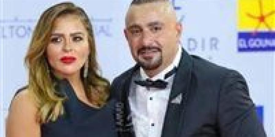 بعد
      شهور
      من
      الصمت…
      أحمد
      السقا
      يكشف
      الحقيقة
      ويُعلن
      انتهاء
      زواجه
      من
      مها
      الصغير - شوف 360 الإخباري