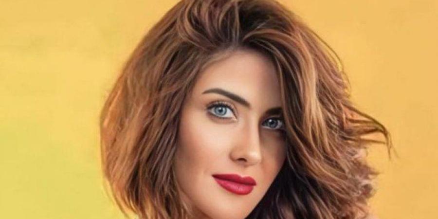 الفنانة
      هيدي
      كرم
      تكشف
      خدعة
      إخراجية
      في
      فيلم
      مع
      يوسف
      الشريف..
      ماذا
      قالت؟ -شوف 360 الإخباري