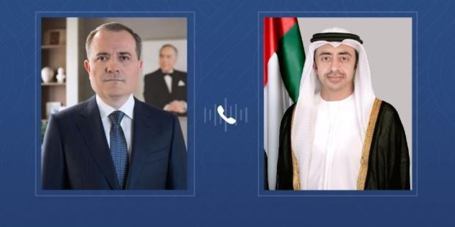 هاتفيا..
      الإمارات
      وأذربيجان
      تبحثان
      تعزيز
      العلاقات
      الثنائية - شوف 360 الإخباري