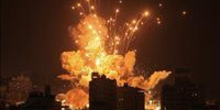 8
      شهداء
      فلسطينيين
      في
      قصف
      إسرائيلي
      لمناطق
      متفرقة
      في
      قطاع
      غزة - شوف 360 الإخباري